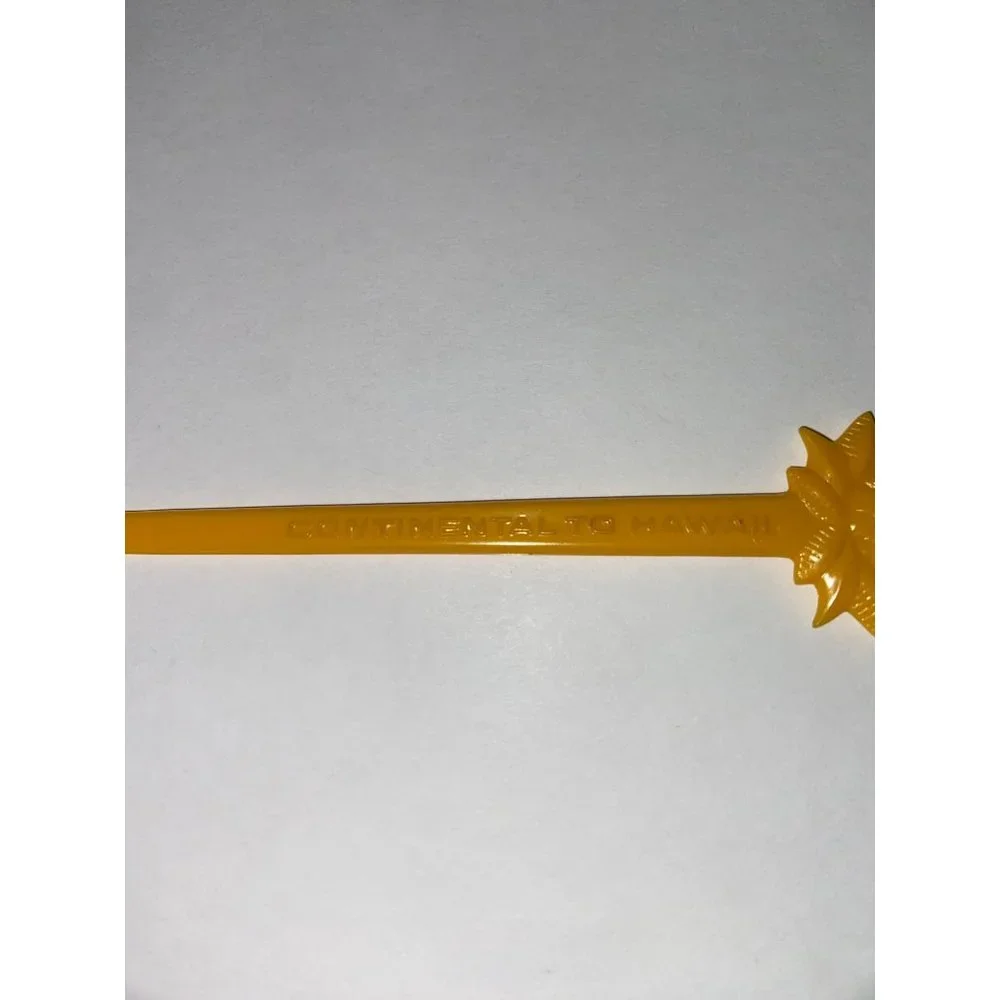 Continental To Hawaii Vintage Yellow Pineapple‎ Swizzle Stick